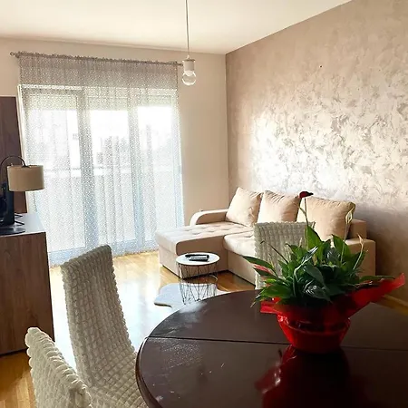 Naki Apartment