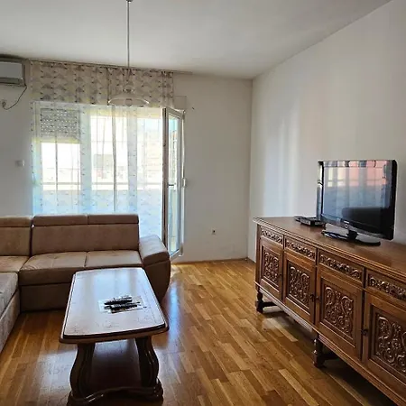 Naki Apartment